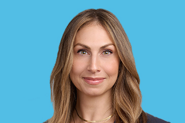 Quote: <p>This program is designed to immerse our summer associates from day one; they have the opportunity to work with practitioners across practice groups and offices on active, substantive assignments. It&rsquo;s a fantastic way to experience the diverse work we do and the collaborative culture we foster.</p>
 - Natalie Lederman